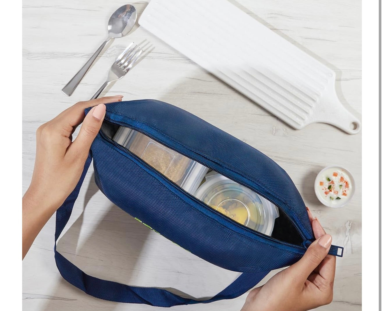 Borosil Indigo Daisy Lunchbox, 320ml x 2 (+) 240ml x 2